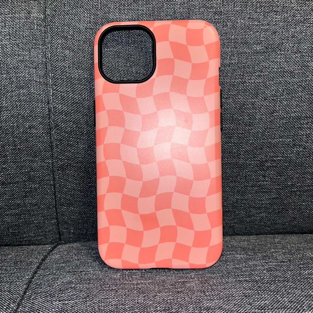 iPhone 13 case - wavy pink checker-print